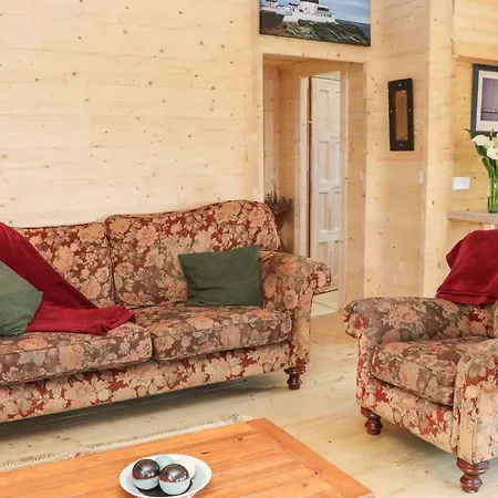 Holiday home Wheatfield Cabin *