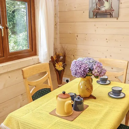Holiday home Wheatfield Cabin *